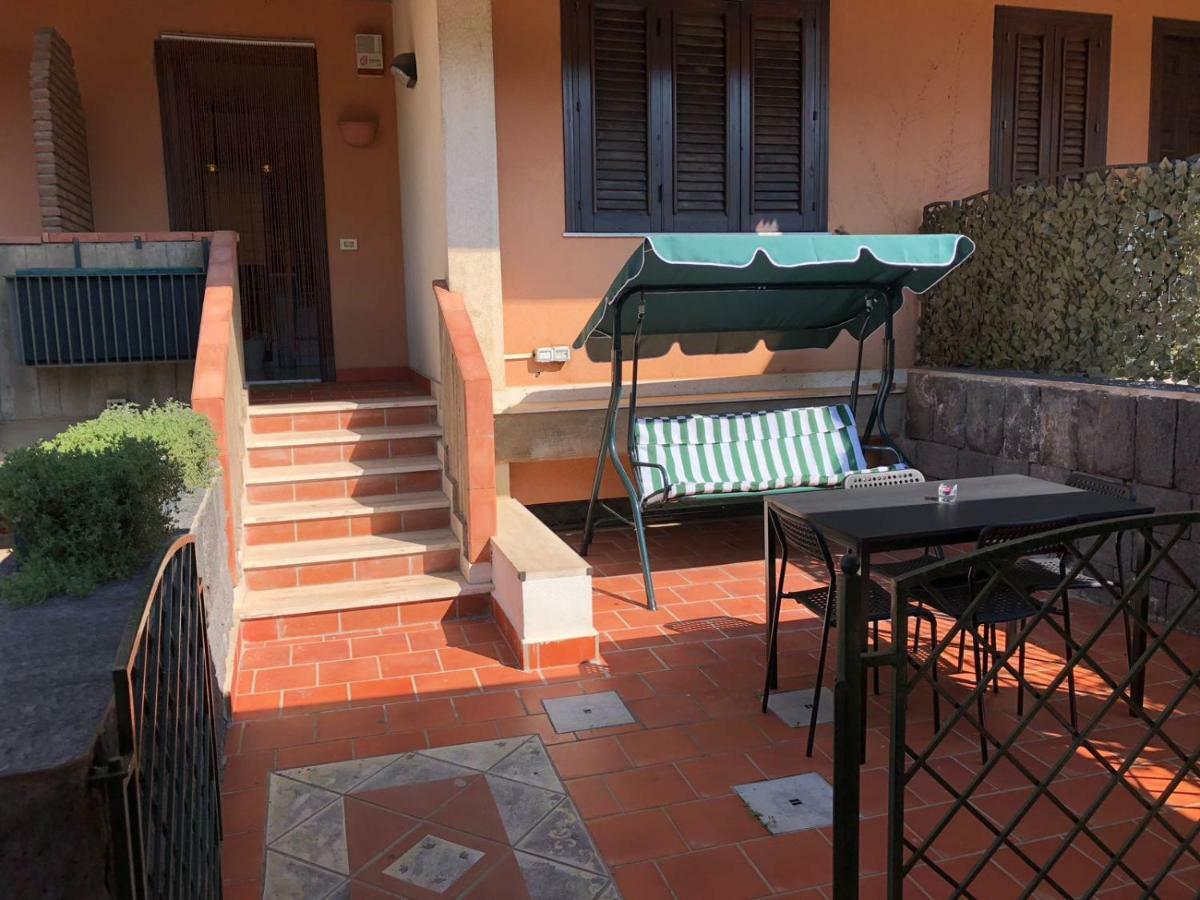 Adele'S Apartment - Mulinia Residence أتشيريالي المظهر الخارجي الصورة